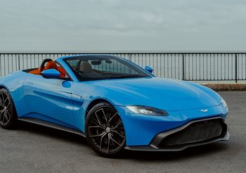 Aston Martin Vantage Roadster มาถึงไทยอย่างเป็นทางการ เริ่ม 15.9 ล้านบาท