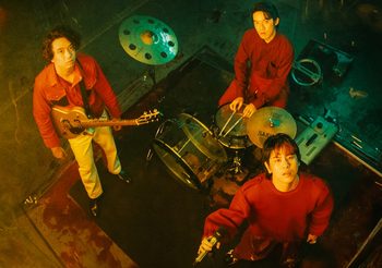“เบื่อคนขี้เบื่อ” ซิงเกิลล่าสุดจาก “Tilly Birds” กระแทกอารมณ์ในแนวเพลง Alternative Rock