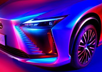 Lexus RZ 450e หนึ่งในรถยนต์ไฟฟ้าหรูที่เตรียมเปิดตัวใน 1 – 2 ปีข้างหน้า