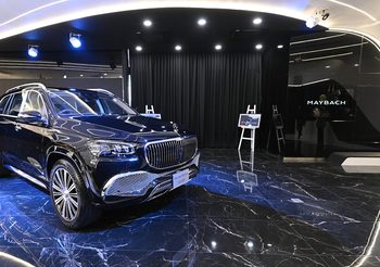 เบนซ์ สตาร์แฟลก เปิดโชว์รูม Mercedes-Maybach อย่างเป็นทางการ
