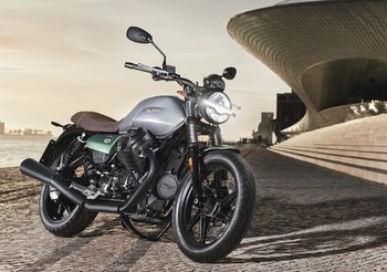 Moto Guzzi V7 Stone Centenario มอเตอร์ไซค์รุ่นพิเศษฉลองครบรอบ 100 ปี