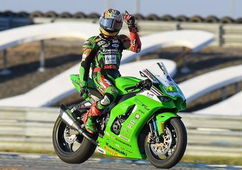 OR BRIC Superbike สุดเดือด ‘ฐิติพงศ์’ แซงโค้งสุดท้ายเข้าวิน ‘มุกข์ลดา’ คว้าชัยซูเปอร์สปอร์ต