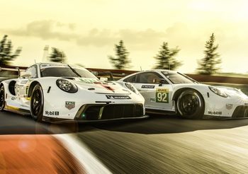 Porsche เซ็ตทีมยกชุด พร้อมคว้าชัยรายการแข่งขันมอเตอร์สปอร์ตในปี 2022