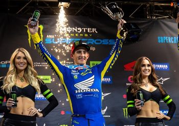 ‘เซ็กตัน’ ควบ CRF450R ผงาดแชมป์รุ่นใหญ่ AMA Supercross สนาม 3