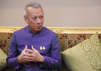 ‘พิพัฒน์’ ยืนยัน รัฐบาลไม่ได้ให้งบ 400 ล้านบาท จัดศึกแดงเดือด “แมนยูฯ-ลิเวอร์พูล”