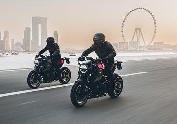 Brabus 1300 R ว่าที่มอเตอร์ไซค์คัสตอมระดับไฮเอนด์รุ่นแรกของแบรนด์เยอรมนี