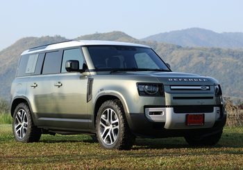New Land Rover Defender Plug-in Hybrid เข้าไทยอย่างเป็นทางการ 6,999,000 บาท