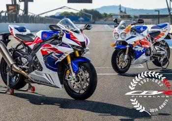 2022 Honda CBR1000RR-R FIREBLADE เปิดตัวรุ่นฉลองครบรอบ 30 ปี ต้อนรับการปรับโฉมใหม่