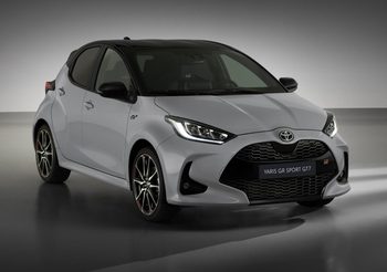 Toyota Yaris GR Sport GT7 เสริมลุคสปอร์ตเข้ม พร้อมแถมเครื่อง PlayStation 5 ฟรี!