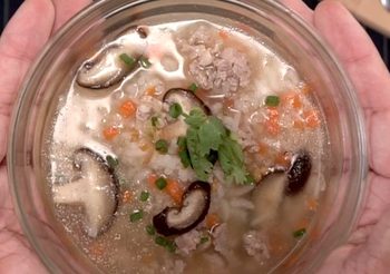สูตร ข้าวต้มหมู อร่อยง่ายๆ ไม่กี่ขั้นตอนด้วยหม้อหุงข้าว
