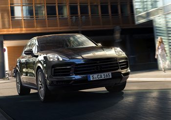 Porsche Cayenne Platinum Edition พร้อมให้แฟน ๆ ชาวไทยได้เป็นเจ้าของแล้ว