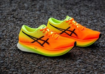 ASICS เผยโฉมสีใหม่ล่าสุด รองเท้าวิ่ง สายสปีดสุดฮอต สีสันสุดจี๊ด Shocking Orange/Black