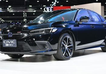 Honda Civic e:HEV สปอร์ตพรีเมียมซีดานไอคอนขุมพลังไฮบริด เปิดตัวในไทยที่แรกของโลก