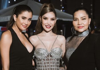 ตะลึงทั้งนครสวรรค์! ควีนฮอลลีวูด “ปู ไปรยา” ประชันหน้าเด้ง “สุนารี” เปิดตัวพรีเซนเตอร์ Russakarn