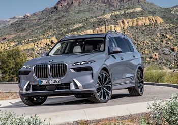 BMW X7 รูปลักษณ์ใหม่ทั้งภายนอก – ภายใน พร้อมขุมพลัง mild-hybrid รุ่นใหม่