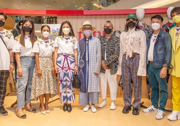 ไอคอนคราฟต์ จับมือ “เธียเตอร์” แบรนด์ดีไซเนอร์ไทย เปิดตัวคอลเลคชั่น Theatre 2022 – Sustainable ขับเคลื่อนวงการแฟชั่น ควบคู่แนวคิดไลฟ์สไตล์เพื่อโลกที่ยั่งยืน