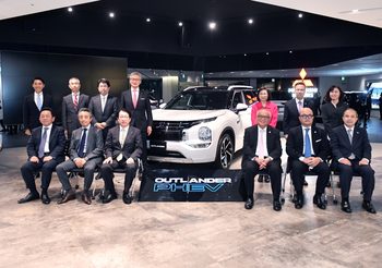 Mitsubishi ต้อนรับรองนายกรัฐมนตรีและคณะ เยือนสำนักงานใหญ่ในประเทศญี่ปุ่น