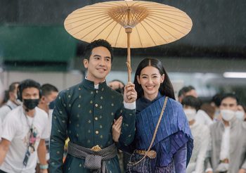  “จีดีเอช” ร่วมกับ “บรอดคาซท์ ไทยฯ”  จัดงานแถลงข่าว  “โป๊ป-เบลล่า” นำทัพนักแสดง เปิดตัวหนังฟอร์มใหญ่ “บุพเพสันนิวาส ๒” ห้างแตก!! แฟนคลับ แขกผู้มีเกียรติร่วมงานมากมาย