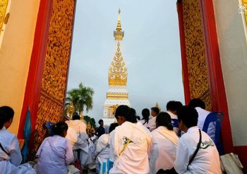 เสริมดวงวันเกิด งานบุญแดนอีสาน “ปฏิบัติ บูชาพระธาตุพนม 2559”