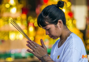 คาถายอดพระกัณฑ์ไตรปิฎก 27 บท ฉบับโบราณ เสริมโชคลาภ ป้องกันภัย