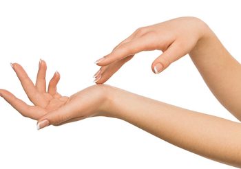 ดูลายมือ คนได้คู่ดีแต่มีตำหนิเส้นลายมือจะเป็นแบบนี้