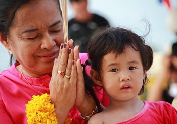 5อันดับ คาถาค้าขายร่ำรวย ที่ได้รับความนิยมมากที่สุด!