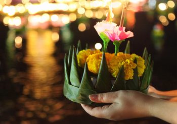 ฉลู – กุน – ระกา – มะเส็ง 4 นักษัตร ดวงกำลังขึ้น อ.คฑา แนะนำทำบุญเสริม วันลอยกระทง