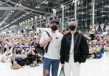 พีพี – บิวกิ้น บินลัดฟ้าร่วมโชว์ในเทศกาลดนตรีระดับโลก SUMMER SONIC 2022 แฟน ๆ แห่ไปส่งให้กำลังใจสุดอบอุ่นที่สนามบิน