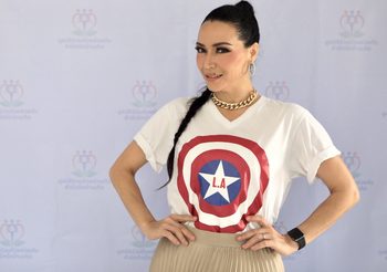ลอร่า ศศิธร ลุยโซเซียลมีเดีย เปิดช่อง YouTube : “Laura Sasitorn”พร้อมรับงานอีเว้นต์+พิธีกรสดออนไลน์ เน้นติดปีกอาวุธทักษะชีวิตบูรณาการ มัดรวมความสนุกทุก EP. คอนเทนต์รับอนาคตยุคดิจิตอล