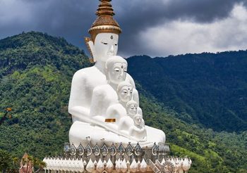 วัดพระธาตุผาซ่อนแก้ว อ.เขาค้อ จ.เพชรบูรณ์
