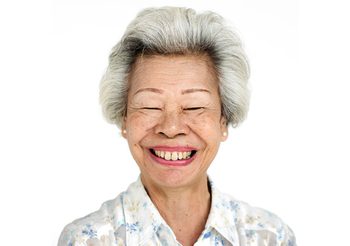 4 ลักษณะ โหงวเฮ้งใบหน้า คนอายุยืน ใครมีครบนี่ยิ้มเลย