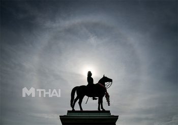 วิธีการไหว้ บูชาเสด็จพ่อรัชกาลที่ 5 ขอพรการงาน การเงิน