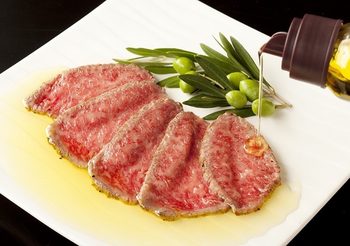 เอาใจ Beef Lover กับโอลีฟวากิว จากเกาะโชโดชิมะจังหวัดคากาว่า ส่งตรงถึงไทย เสิร์ฟความอร่อยนุ่มลิ้น ละมุนใจ