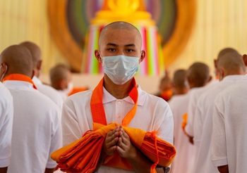 วัดพระธรรมกาย จัดบวชสามเณรบังกลาเทศ 500 รูป ปลูกฝังศีลธรรมเยาวชน