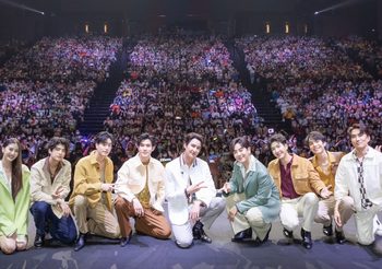 เอิร์ท-มิกซ์ นำทีม เฟิร์ส-ข้าวตัง-เจมีไนน์-โฟร์ท ฯลฯ สาดความฟินในงาน Moonlight Chicken Final EP. Fan Meeting ส่งท้ายซีรีส์ “Moonlight Chicken พระจันทร์มันไก่”
