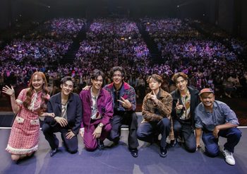ปอนด์-ภูวิน แท็กทีม เพิร์ธ-ชิม่อน-ภวิน-จูน และ พี่โจ้ ผกก. ร่วมดูตอนจบซีรีส์ “เพื่อนายแค่หนึ่งเดียว Never Let Me Go” ในงาน “Never Let Me Go Final EP. Fan Meeting”