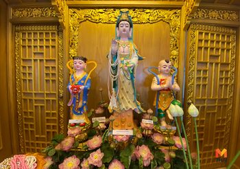 4 บทสวดบูชาพระโพธิสัตว์กวนอิม และรู้จักเบญจโพธิสัตว์ทั้งห้าองค์