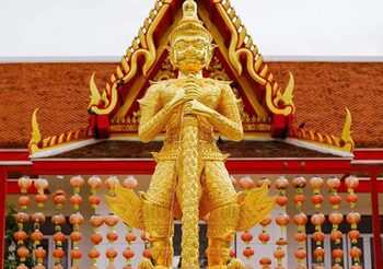 ไหว้ท้าวเวสสุวรรณองค์ใหญ่เปิดดวงรับทรัพย์ ณ วัดพังม่วง