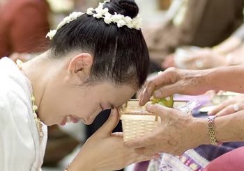 วธ.ปลื้มเผยโพลชี้เด็ก-ประชาชนส่วนใหญ่พร้อมใจสืบสานประเพณี “สงกรานต์”