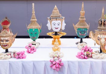ธรรม์ พรหมญาณ แห่งบ้านคชานันท์พรหมญาณ จากนักบัญชี สู่นักพยากรณ์ด้วย ไพ่พรหมญาณ  ศาสตร์ศักดิ์สิทธิ์แห่งสยาม