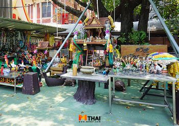 แชร์พิกัดลับ! มูความรัก ศาลขวัญเรียม ณ วัดบำเพ็ญเหนือ – วัดบางเพ็งใต้