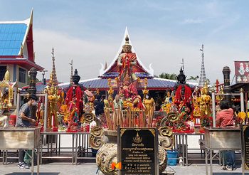 ไหว้ท้าวเวสสุวรรณ วัดบางชัน ขอพรการเงิน จากนี้พี่ต้องรวย!