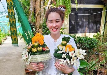 นางงามสายบุญ “นุ้ย สุจิรา” ทำบุญกฐิน ณ เวียงจันทร์ ประเทศลาว