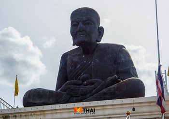 กราบหลวงปู่ทวด ขอพรหลวงพ่อศิลาแดง วัดคงคา นนทบุรี