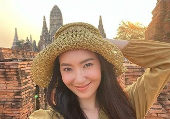พรหมลิขิตฟีเวอร์! เบลล่า ชวนเที่ยวเมืองโบราณอยุธยากับ ‘แม่พุดตาน’