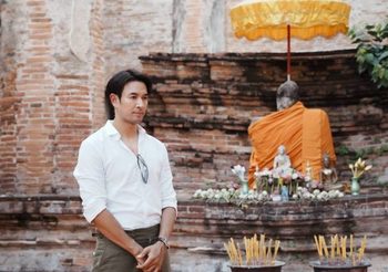 “เกรท วรินทร” สวมบท”ขุนหลวงท้ายสระ” ถือฤกษ์ดีไหว้พระขอพรที่อยุธยา