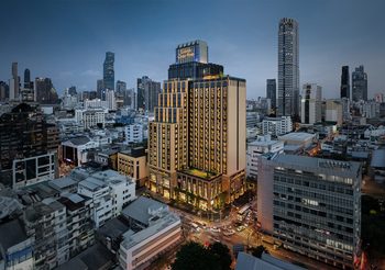 เปิดแล้ว Grande Centre Point Surawong แลนด์มาร์คเหนือระดับแห่งใหม่ใจกลางย่านสุรวงศ์ พร้อมโชว์มาสค็อตสุดคิ้วท์ “น้องเมฆา!” ต้อนรับทุกท่าน