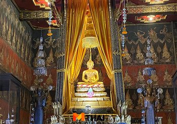 ปีใหม่ไทย กราบพระพุทธสิหิงค์ ชมภาพเทพชุมนุม ณ พระที่นั่งพุทไธสวรรย์