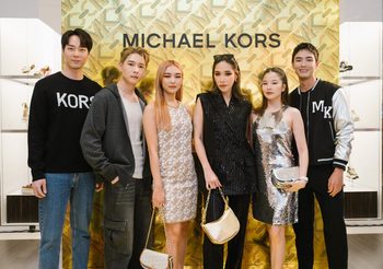 “พลอย เฌอมาลย์-แจ็คกี้ ชาเคอลีน” สวยชิคในลุคส์โก้หรูจาก HOLIDAYS COLLECTION 2023 พร้อมร่วมเปิดตัว Empire Signature Logo แบรนด์ MICHAEL KORS