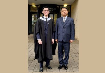 กรรมการการเลือกตั้ง ร่วมแสดงความยินดีกับมหาบัณฑิตใหม่